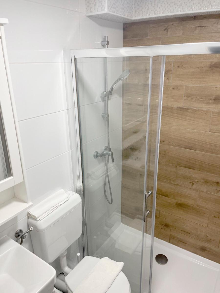 Suitetrails - Bed & Bike Zagreb studio apartment