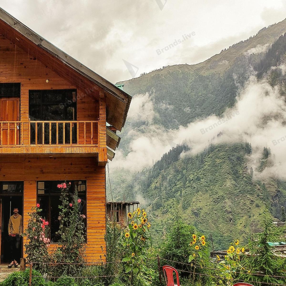 Kayal wood cottage homestay near kasol villege cafe - Housity