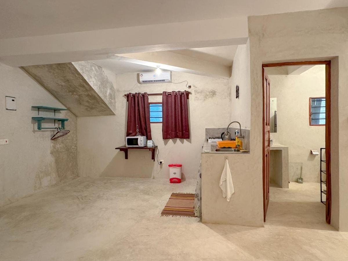 Suitetrails - Kaleb's Beachfront Serviced Studio Apartments
