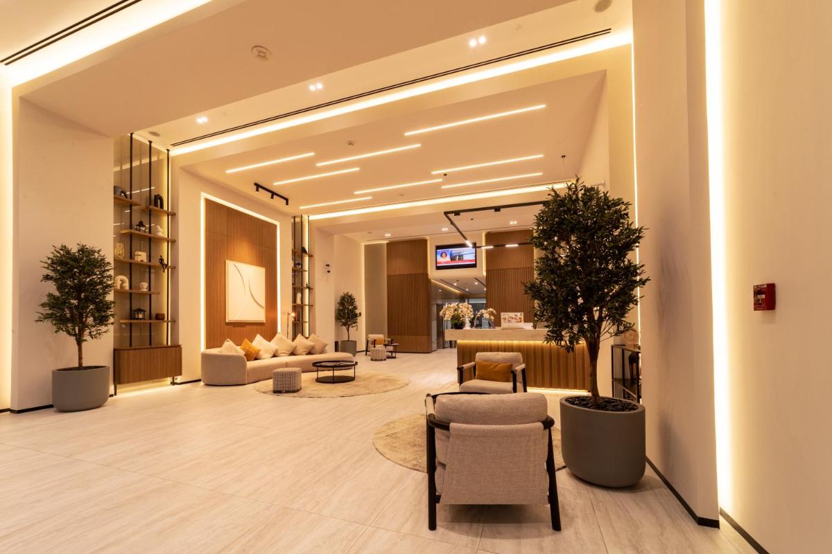 Suitetrails - Abidos Hotel Apartment Dubai Land