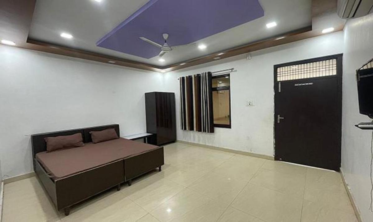 FabHotel Kalawati Palace - Housity