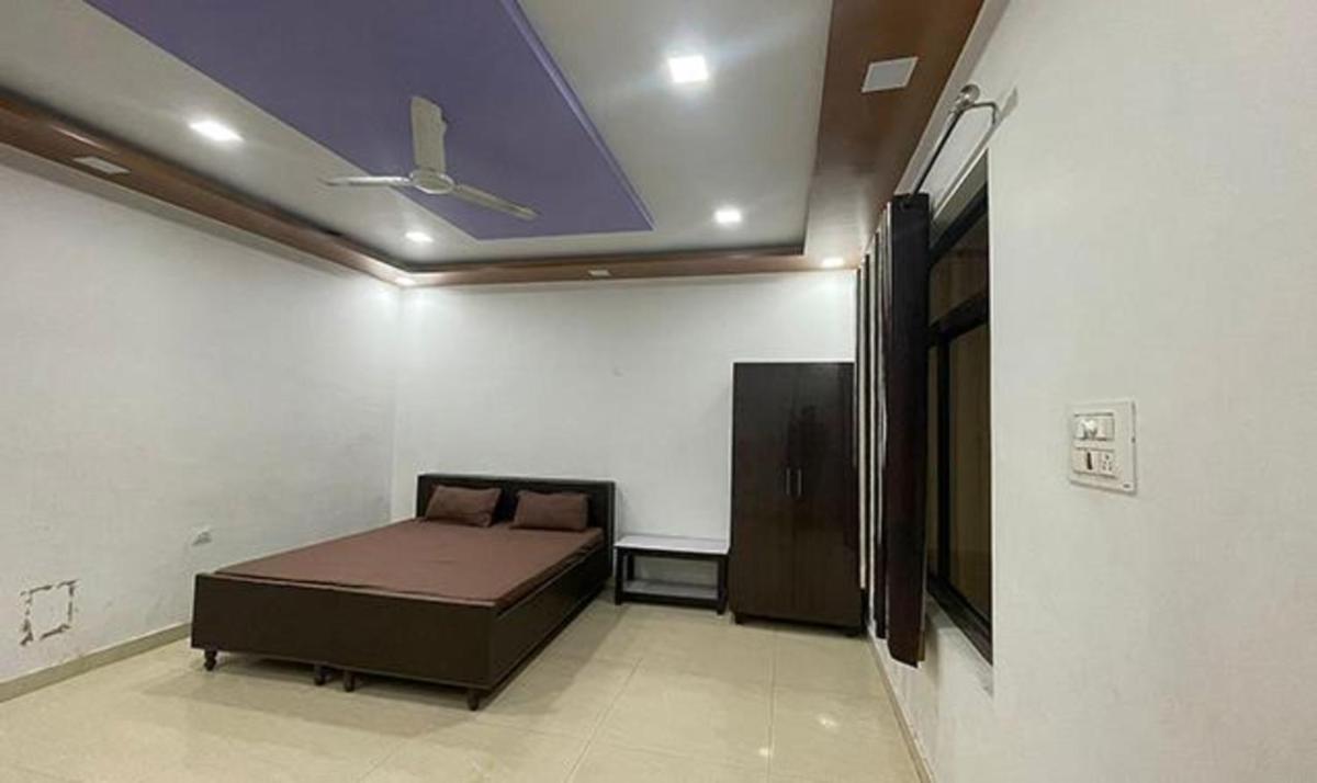 FabHotel Kalawati Palace - Housity