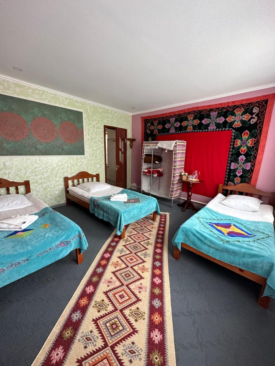 Suitetrails - Guest House Emily