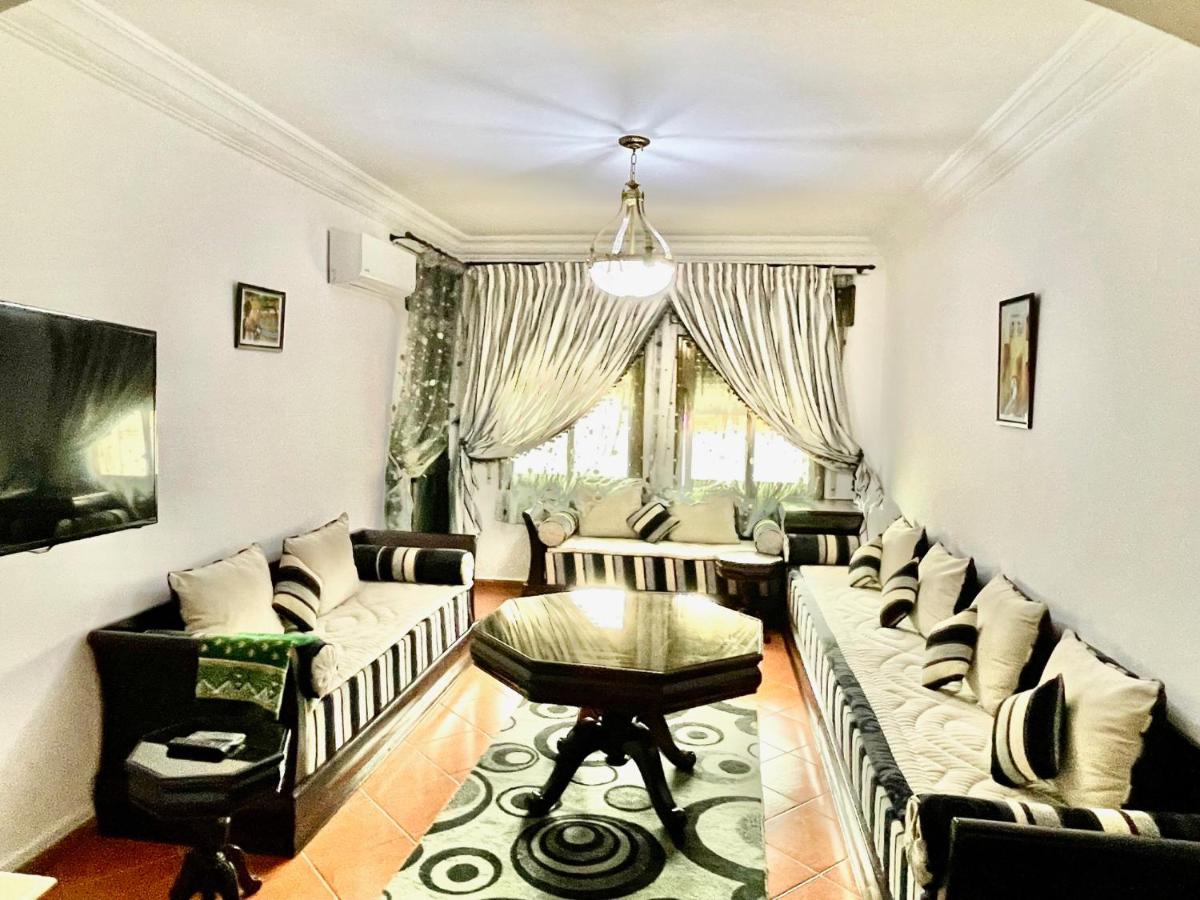 Sary's Hotel - Housity