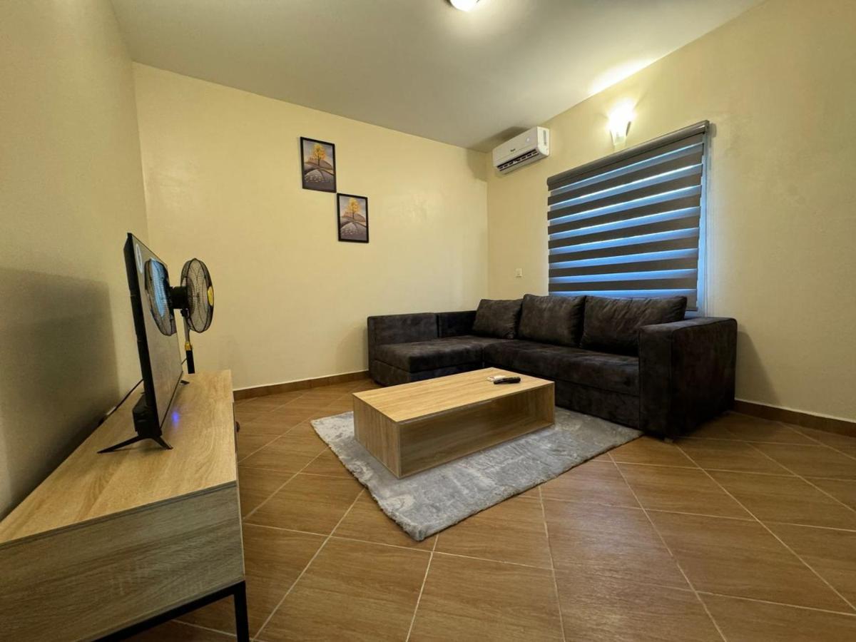 Suitetrails - The Pine Court Apartments