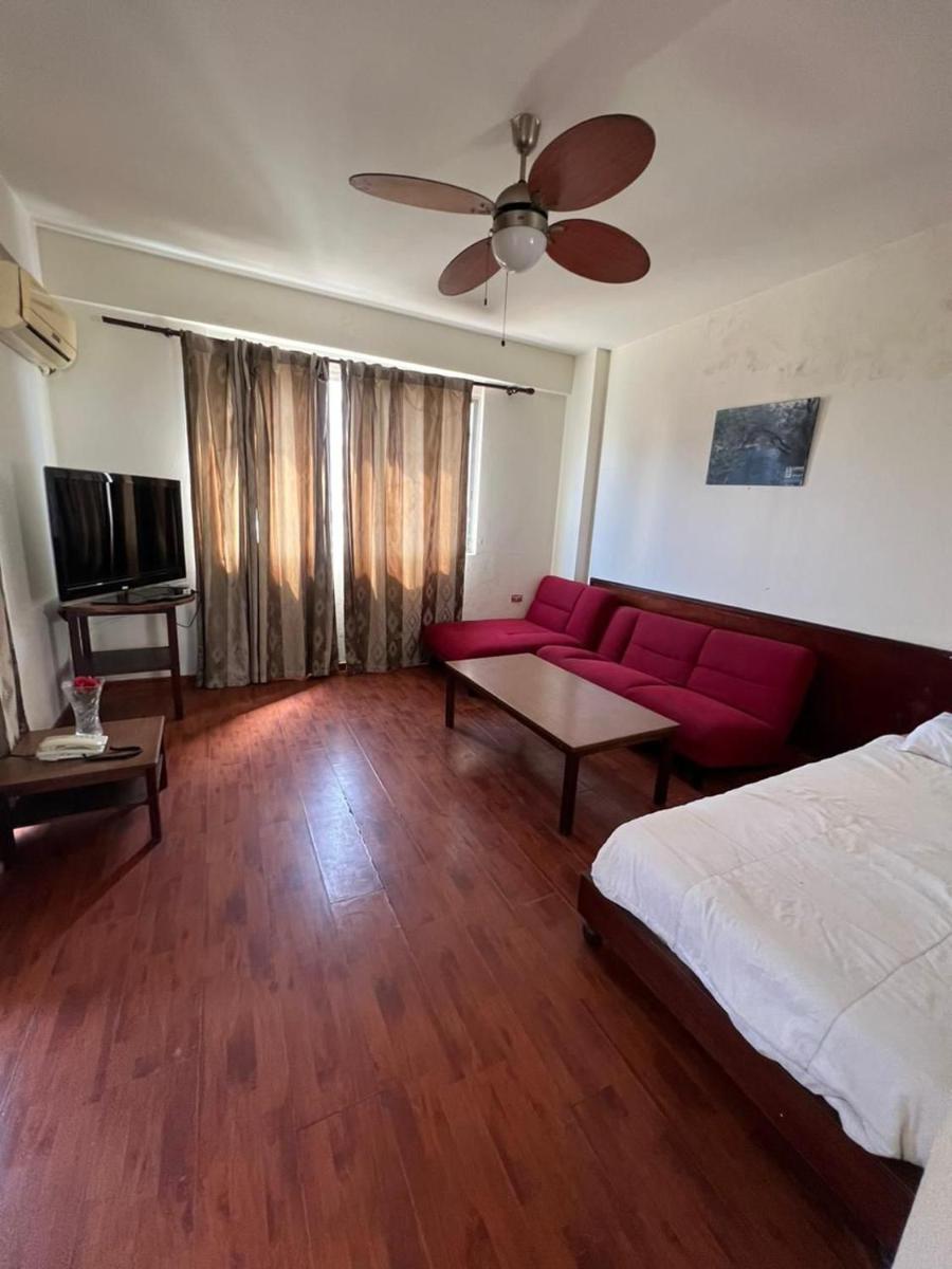Suitetrails - Rawche Universal Apartments
