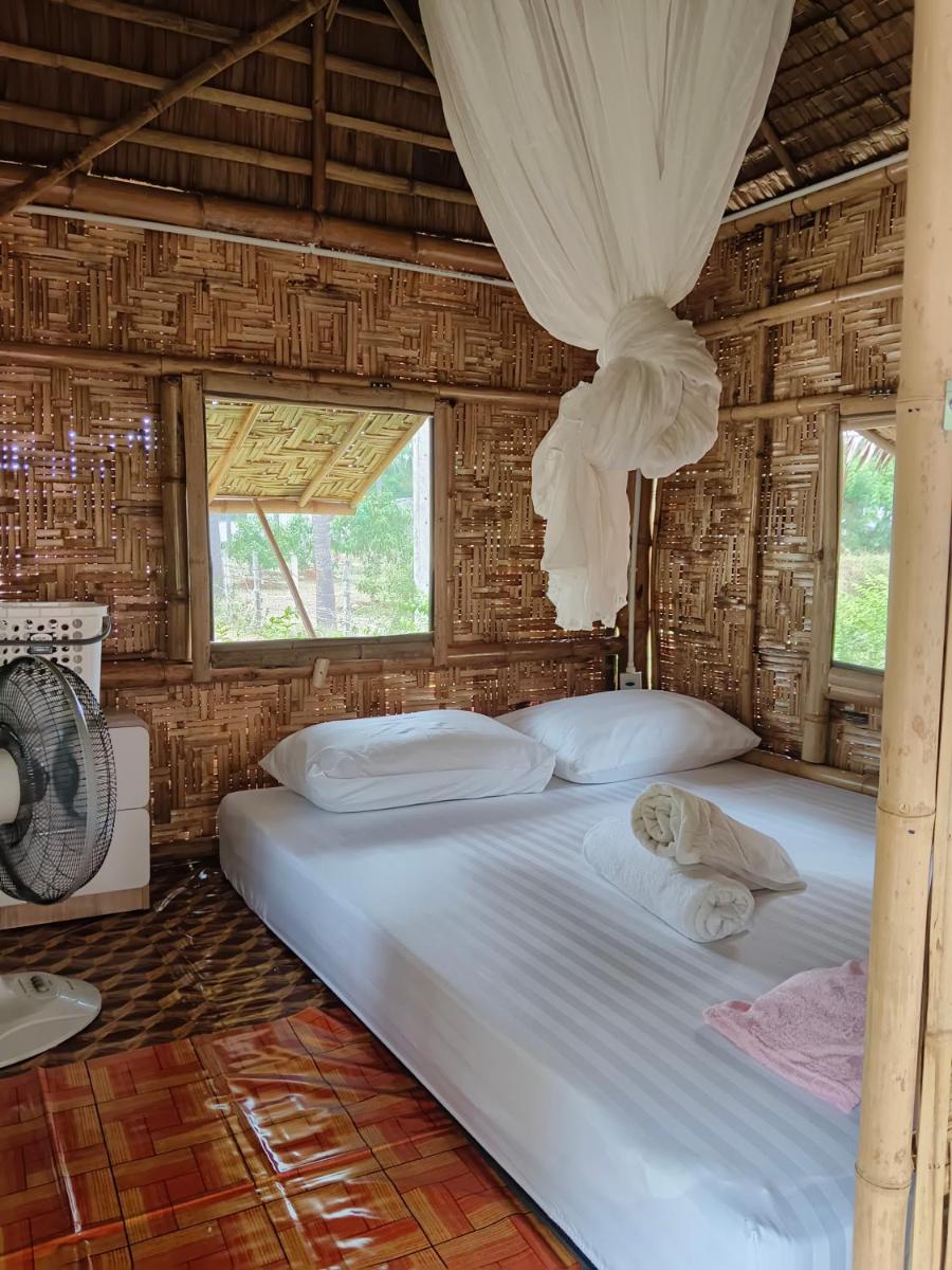 Bamboo homestay at samroiyot - Housity