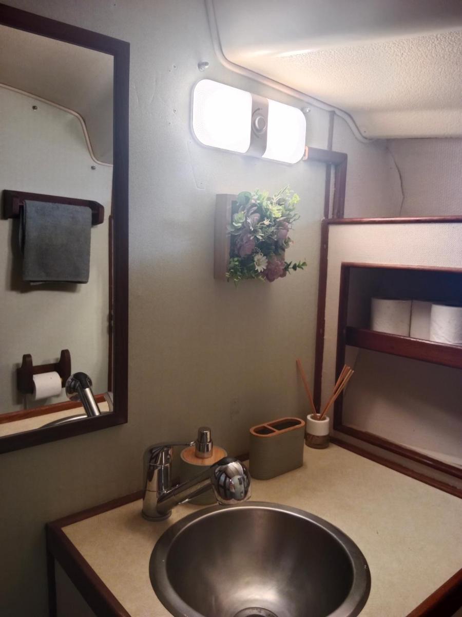 Suitetrails - Velero Valencia Whimsy
