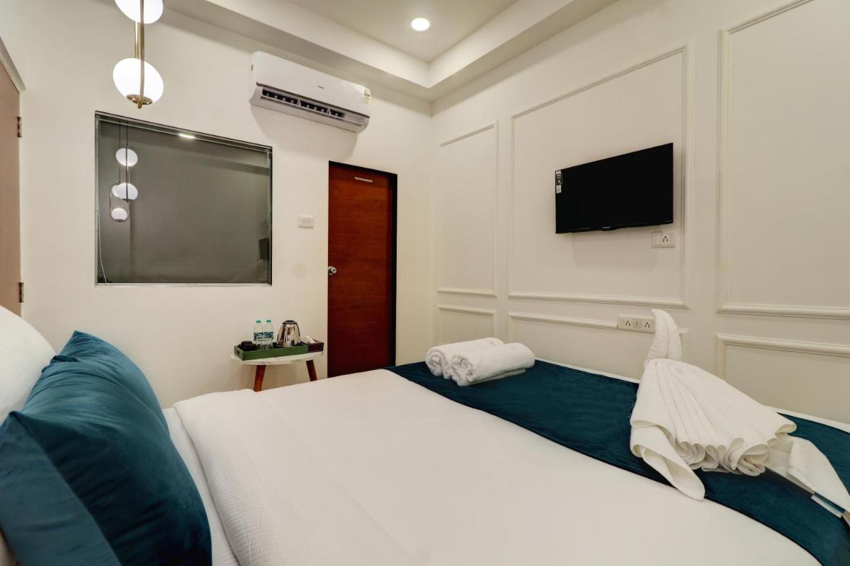 Hotel Aura Dombivali - Housity