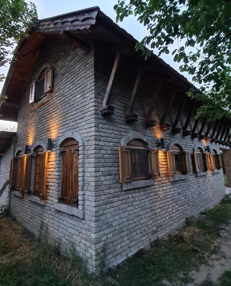 Suitetrails - Vikendica Kapetan Bajski