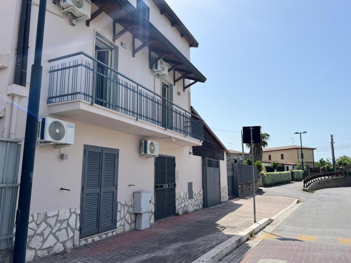 Suitetrails - Appartamenti Minturnae Relais B&B
