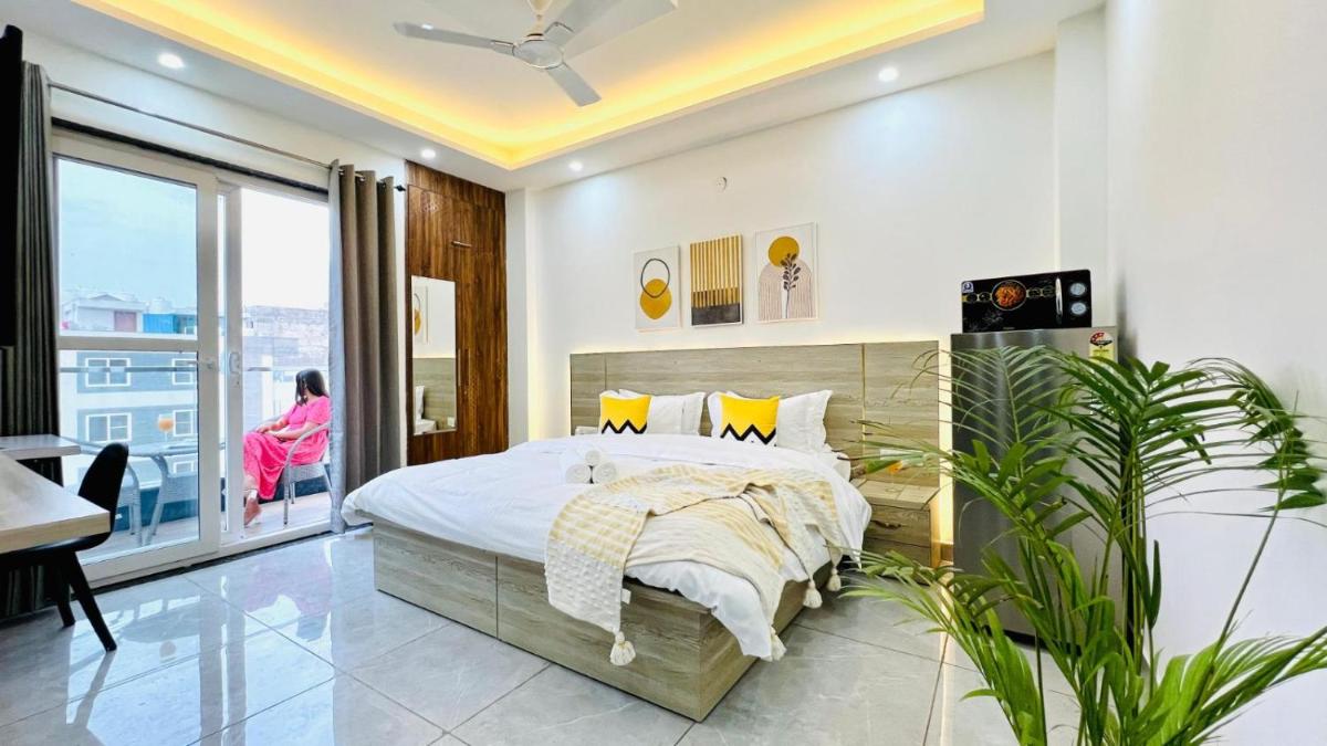 BluO Studios - Golf Course Road - Housity