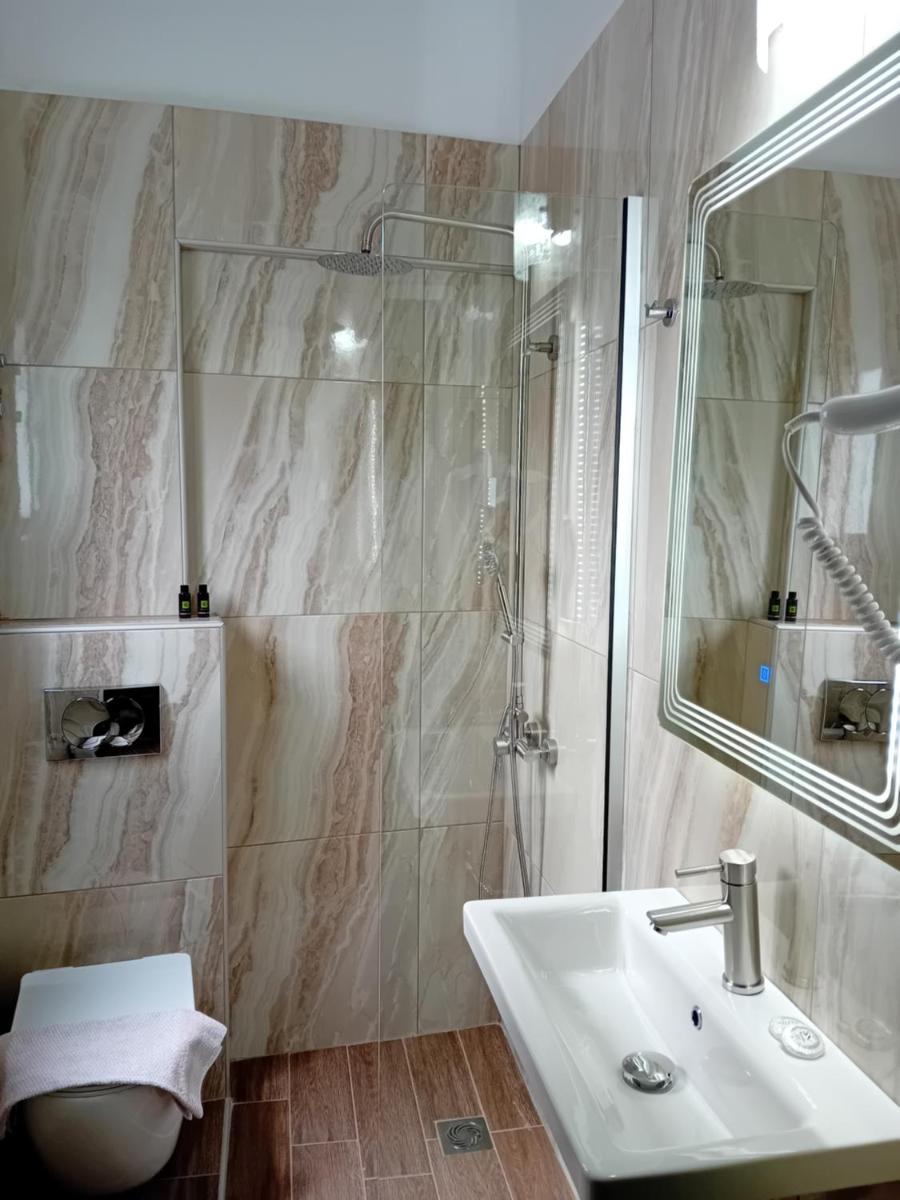 Suitetrails - Studios Spiros Parga