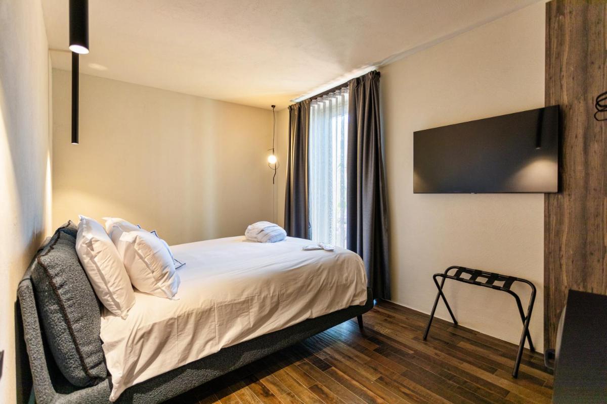 Suitetrails - Etrus Boutique Room Amalfi