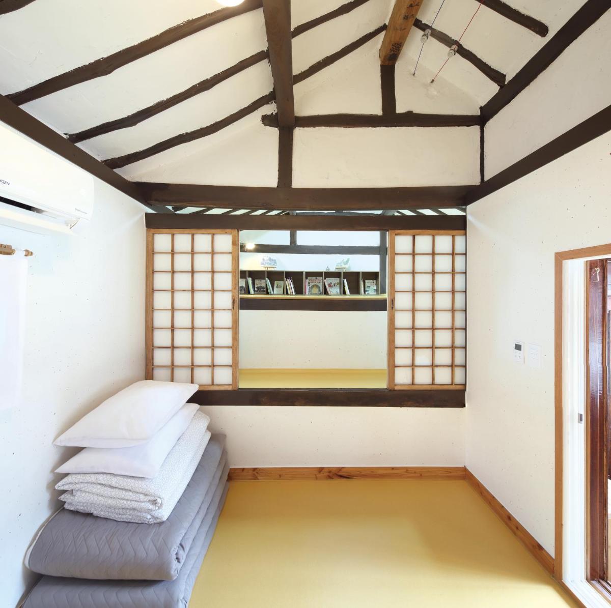 Suitetrails - Bonghwangjae Hanok Guesthouse