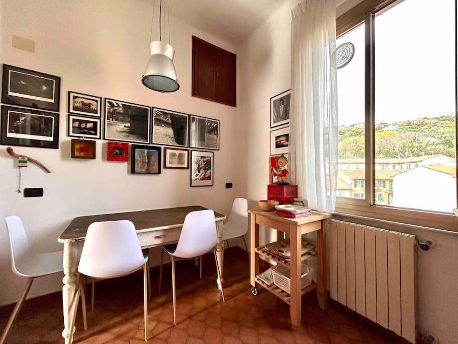 Pinocchio 3thfloor / bright artistic apartment La Spezia Cinque Terre - Housity