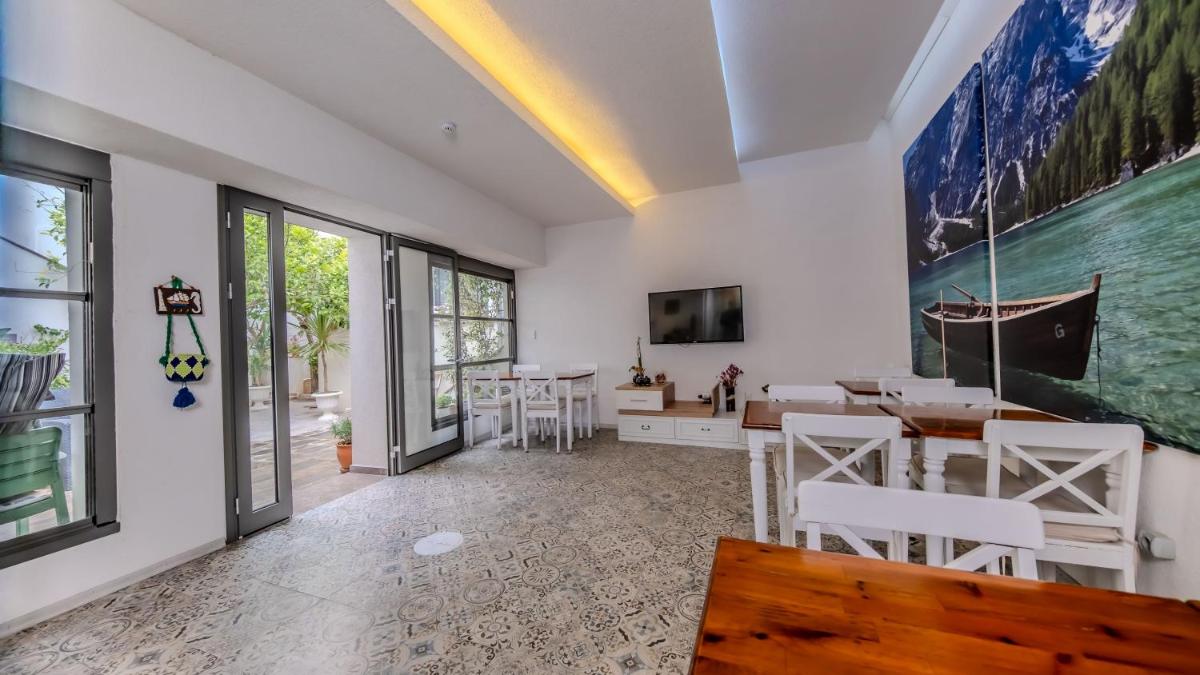 Suitetrails - Otel Urla