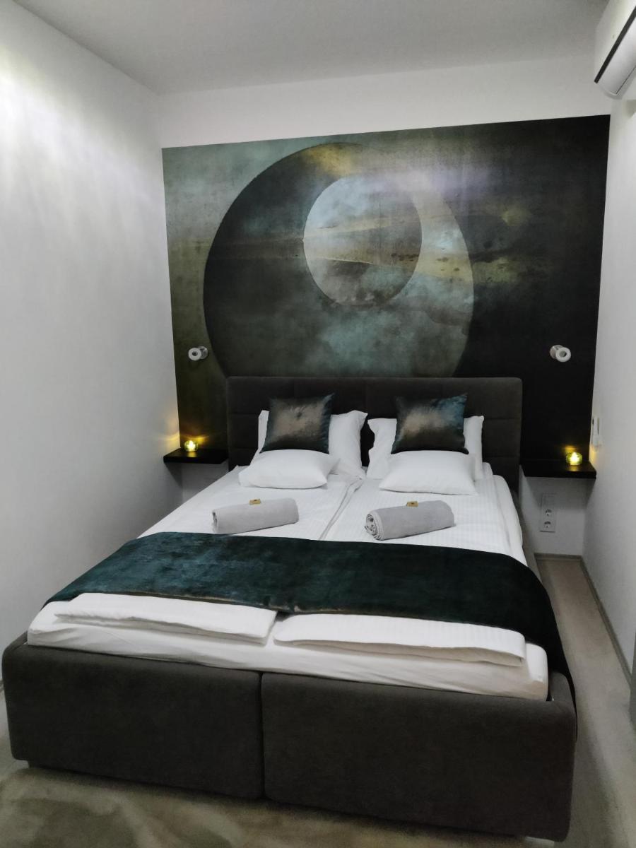 Suitetrails - Belvaros Resort Apartman & Spa