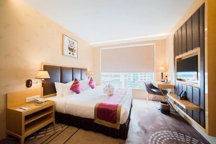 Suitetrails - The Ventas Near Delhi Airport