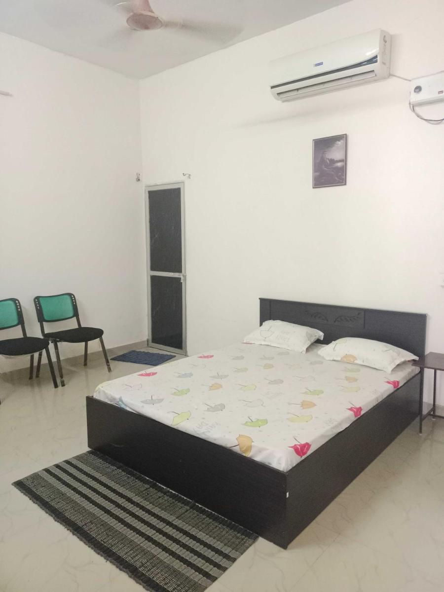 OYO Lord Buddha Guest House - Housity