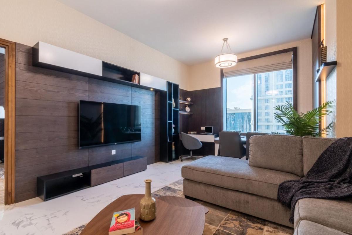 GuestReady - Canal views from the sky - Housity