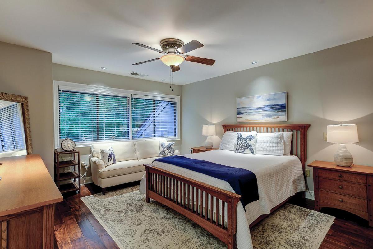 Turnberry 298 - Housity