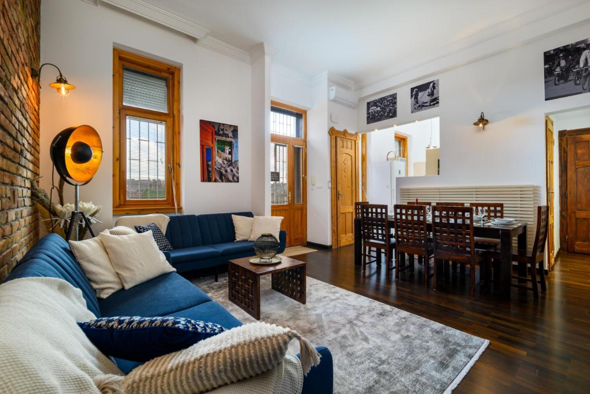 Suitetrails - Rustic Downtown Apartment 106 m2