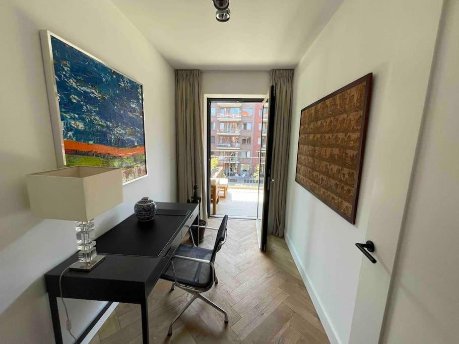 Trendy spacious, canal apartment terrace - Housity