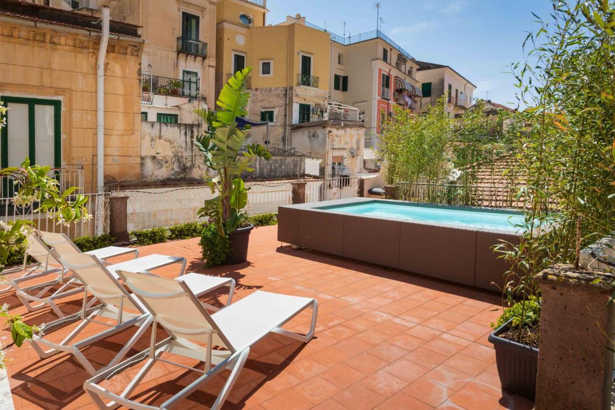 Suitetrails - Etrus Boutique Room Amalfi