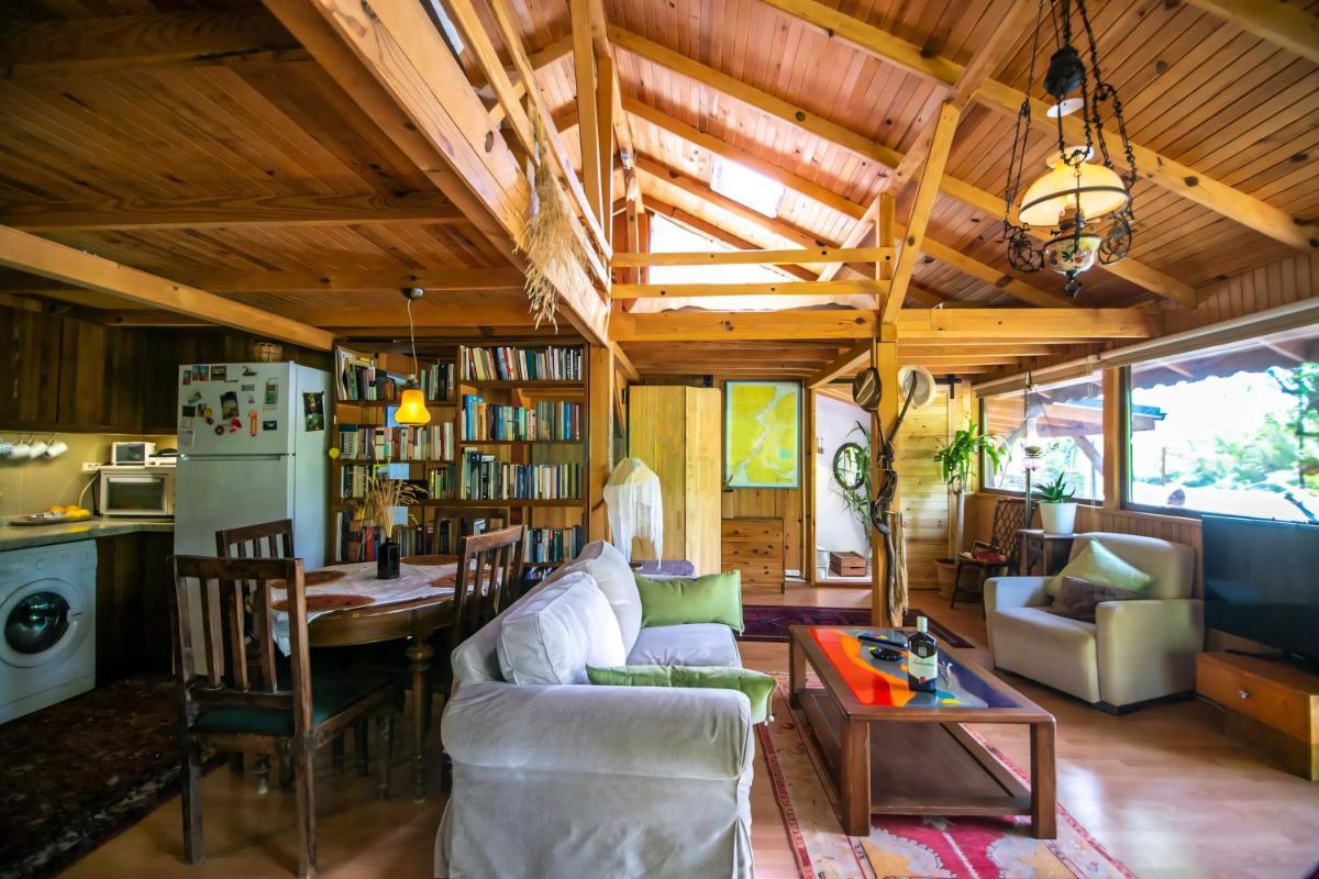 Le Petit Chalet Özüm-Peaceful Authentic Cottage - Housity