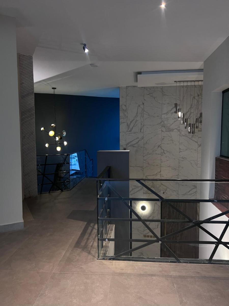 Suitetrails - The Luxus Lodge
