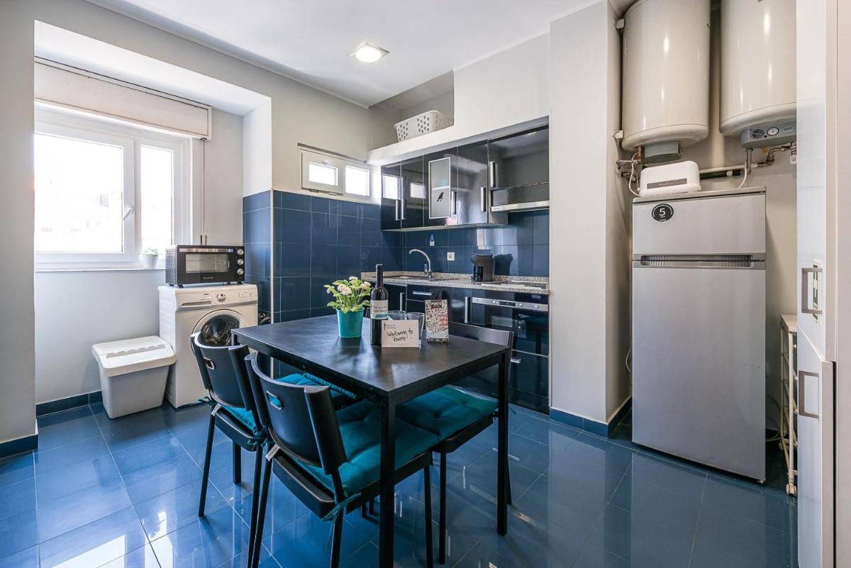 Suitetrails - GuestReady - Spacious stay in Porto city centre