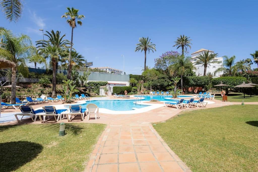 Suitetrails - Studio with private parking & walk to beach RDR404