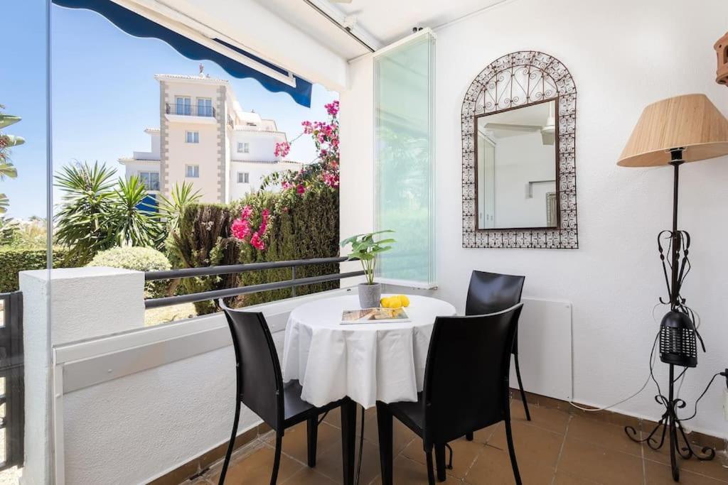 Suitetrails - Studio with private parking & walk to beach RDR404