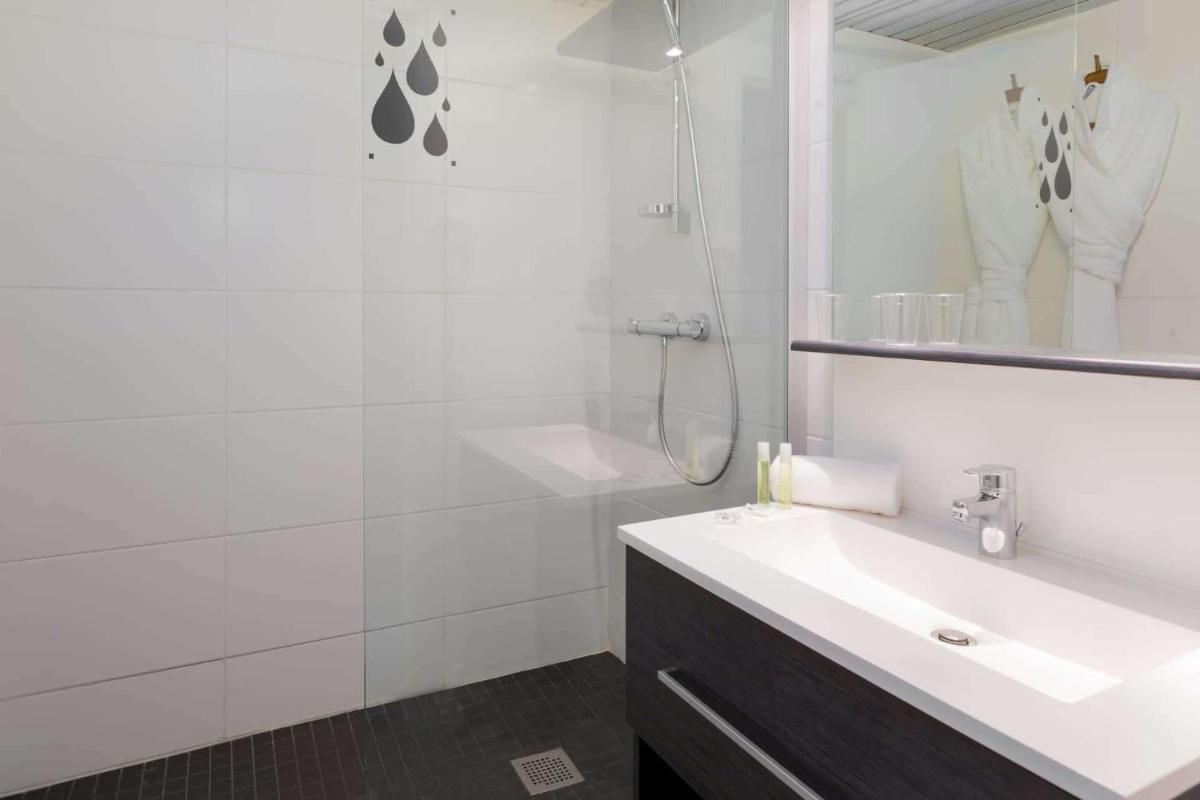 Suitetrails - Brit Hotel du Lac