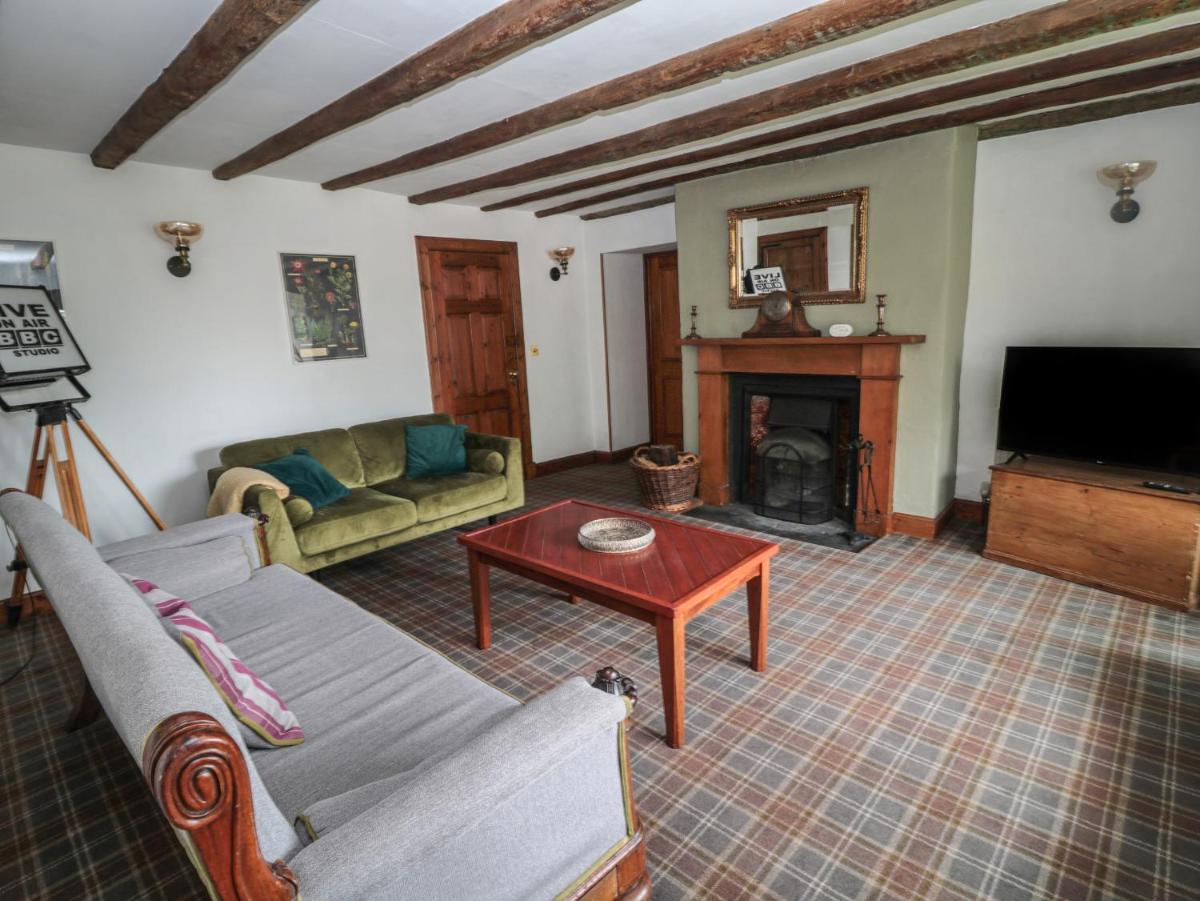 The Coach House - Housity