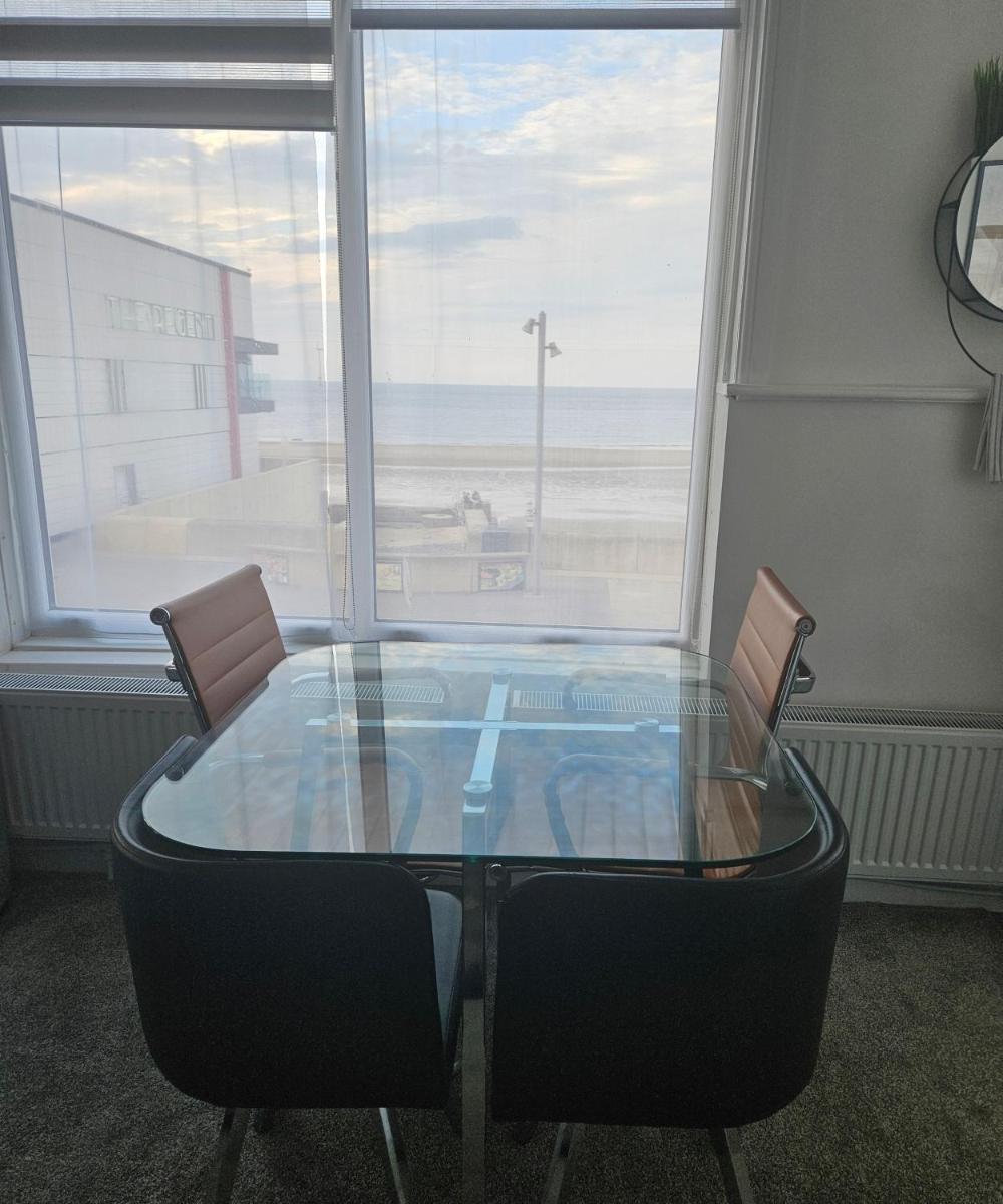 Redcar Seaview Apartments - Housity