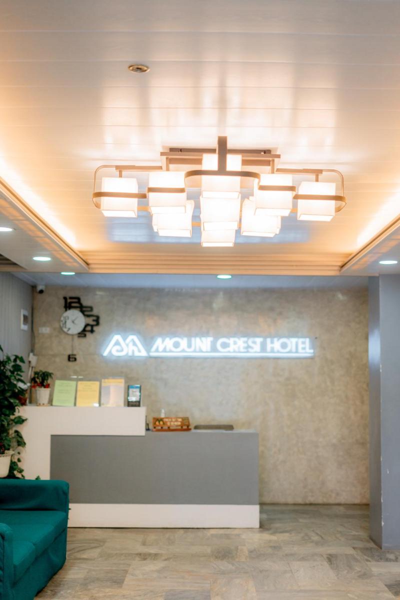 Suitetrails - Mount Crest Hotel