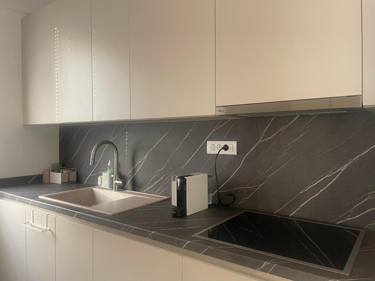 Suitetrails - Modern apartment in city centre