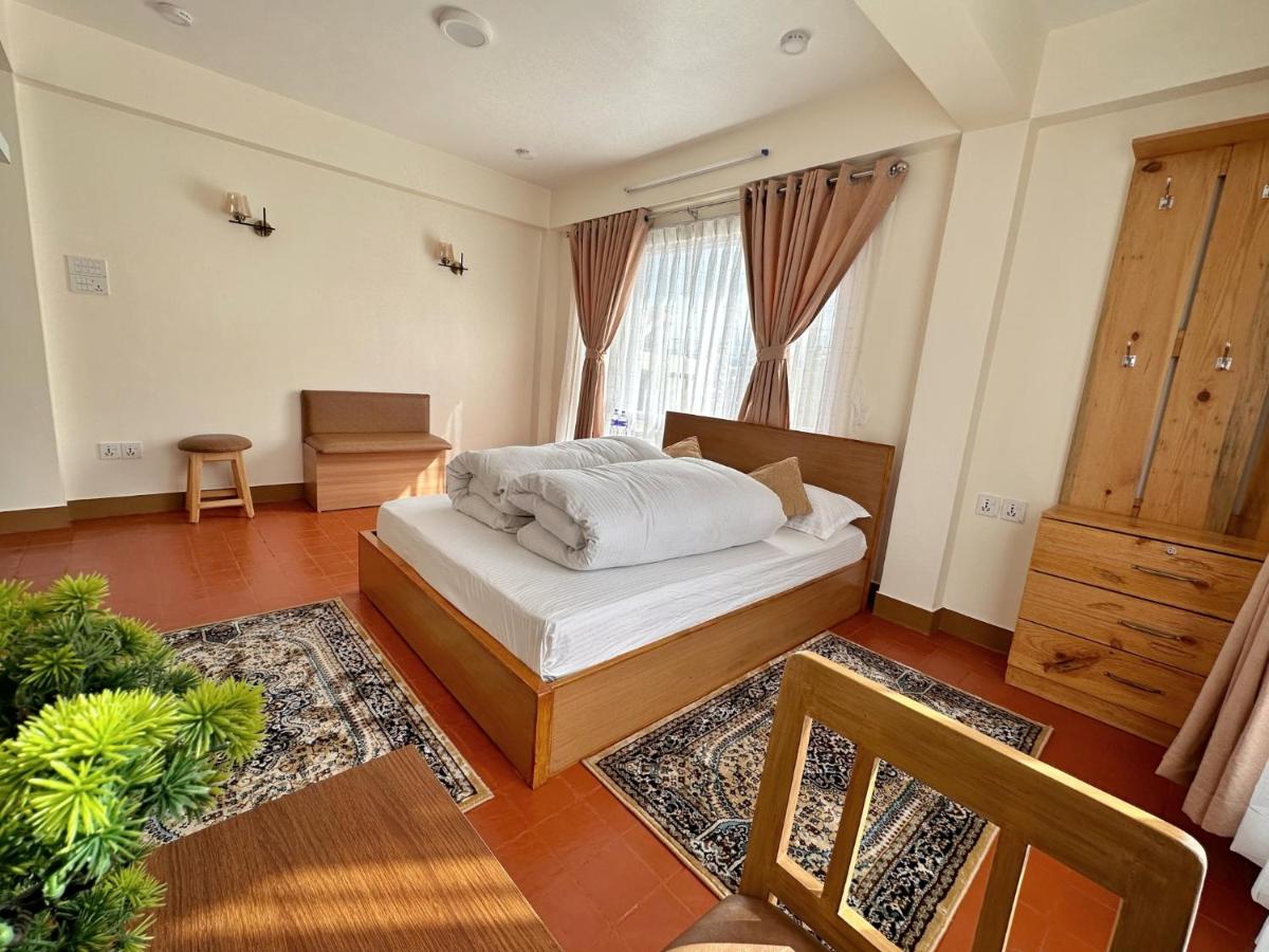 Suitetrails - Shakya House