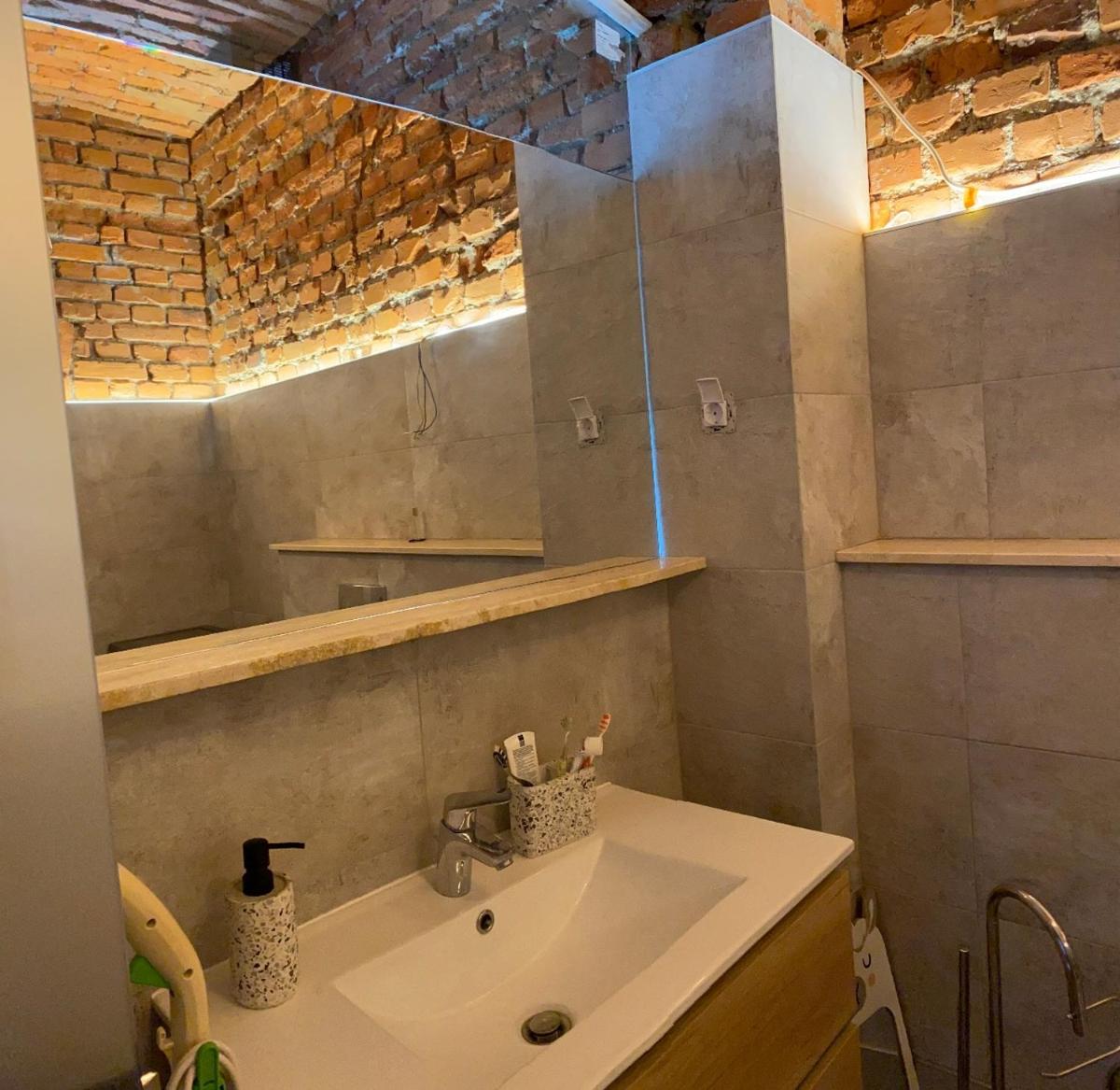 Suitetrails - Warthe House Apartament cu gradina in Brasov - B House