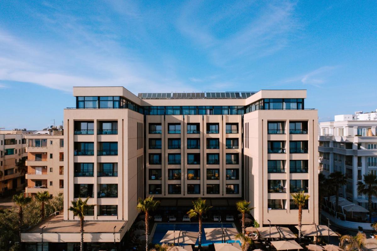 Suitetrails - Royal G Hotel and Spa