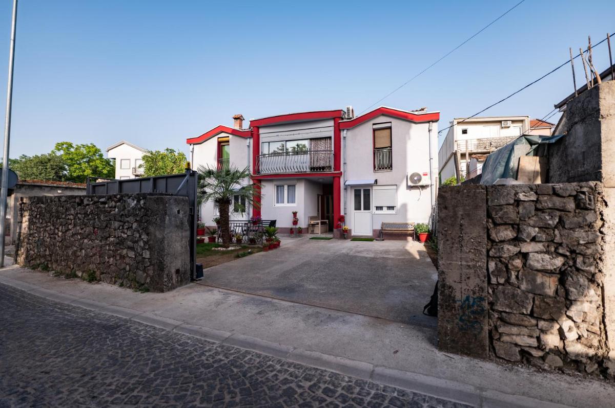 Apartmani Kaan - Housity