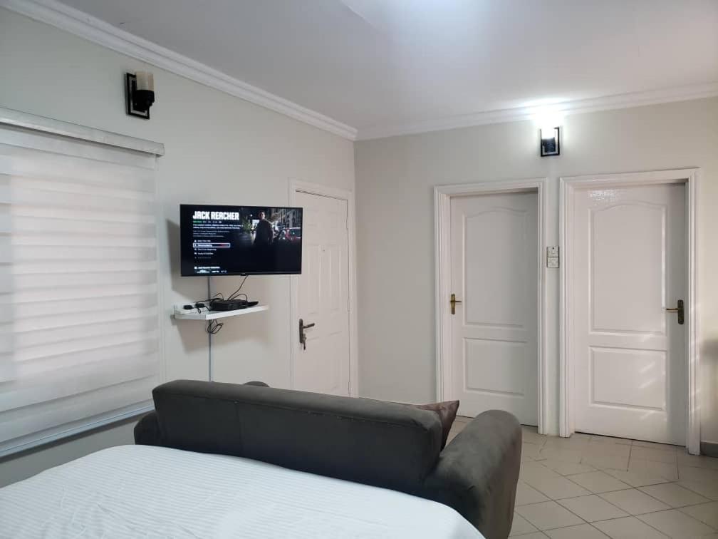 Mossberg Apartments - Housity