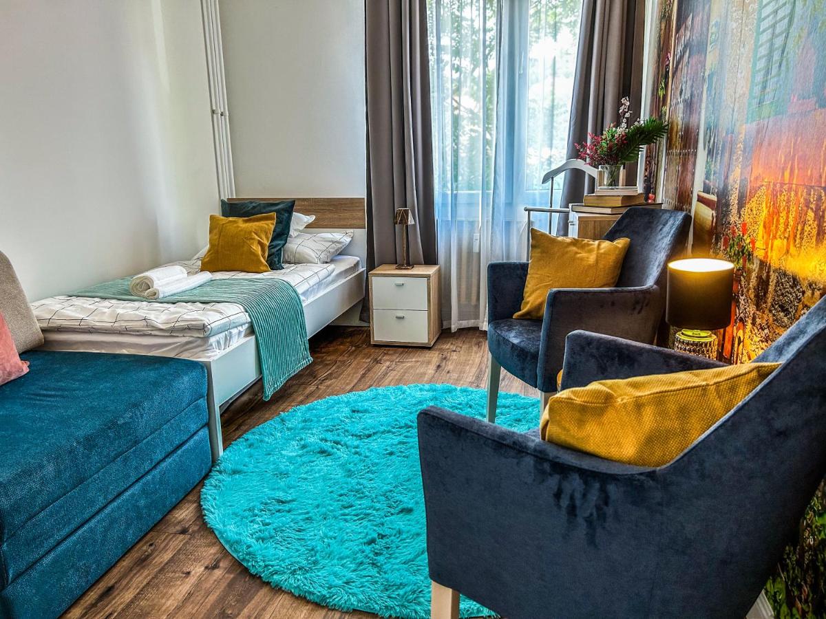 Suitetrails - Villa Blue City Apartman