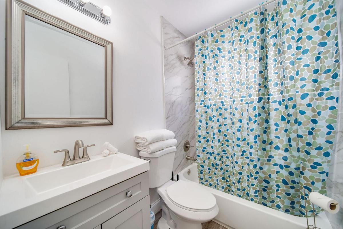 Suitetrails - Deco Ocean Dr Deal, w/2 Queen Beds, South Beach