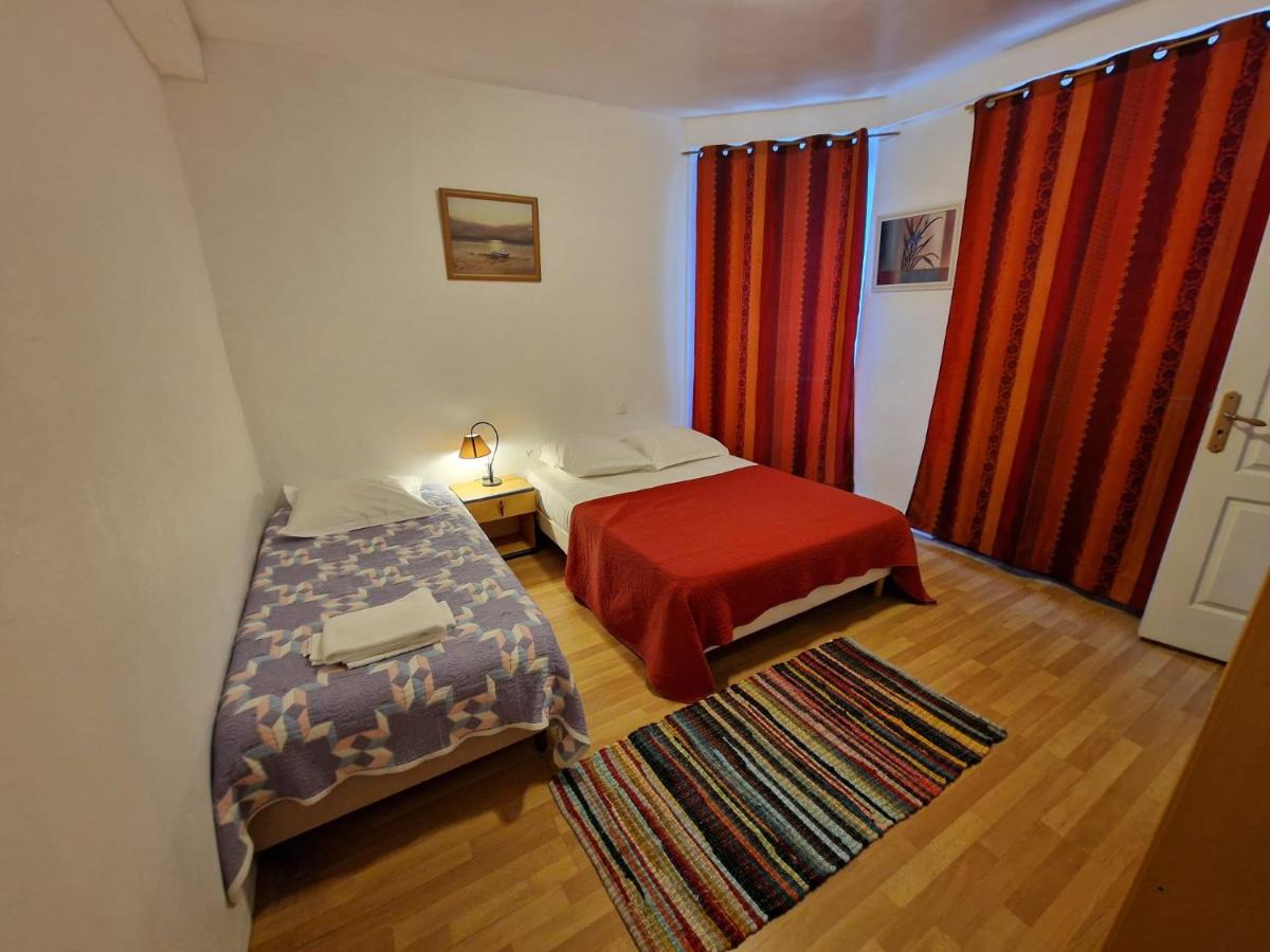 Aux Trois Rois - Housity
