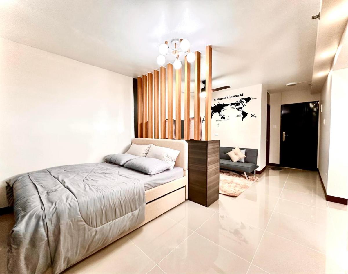 Suitetrails - Luxurious Deluxe Apartment - EhubStay Mactan Cebu - Saekyung Condo Looc