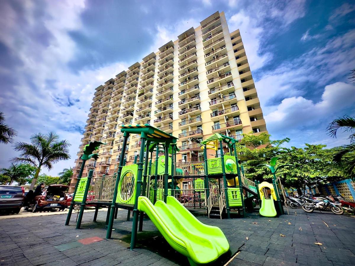 Suitetrails - Luxurious Deluxe Apartment - EhubStay Mactan Cebu - Saekyung Condo Looc