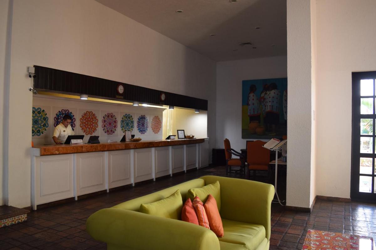 Suitetrails - Hacienda del Mar Resort Condominio 205